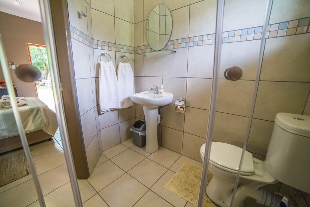 Beryl1 Guest House Клерксдорп Экстерьер фото