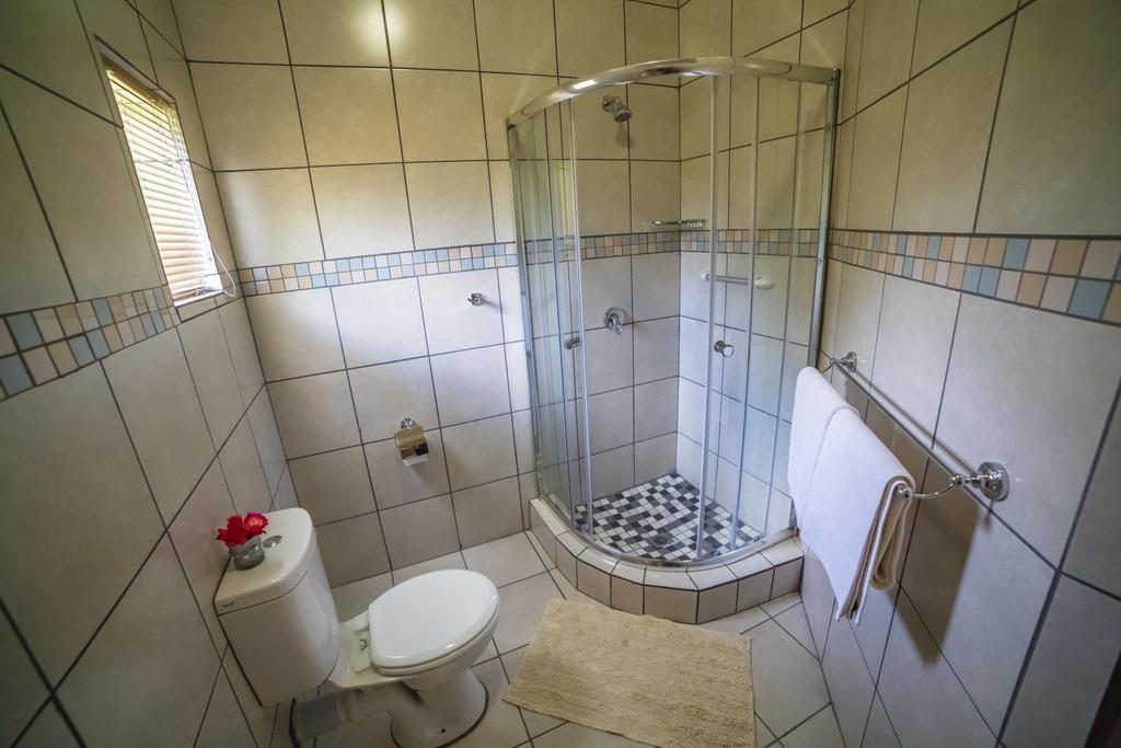 Beryl1 Guest House Клерксдорп Экстерьер фото