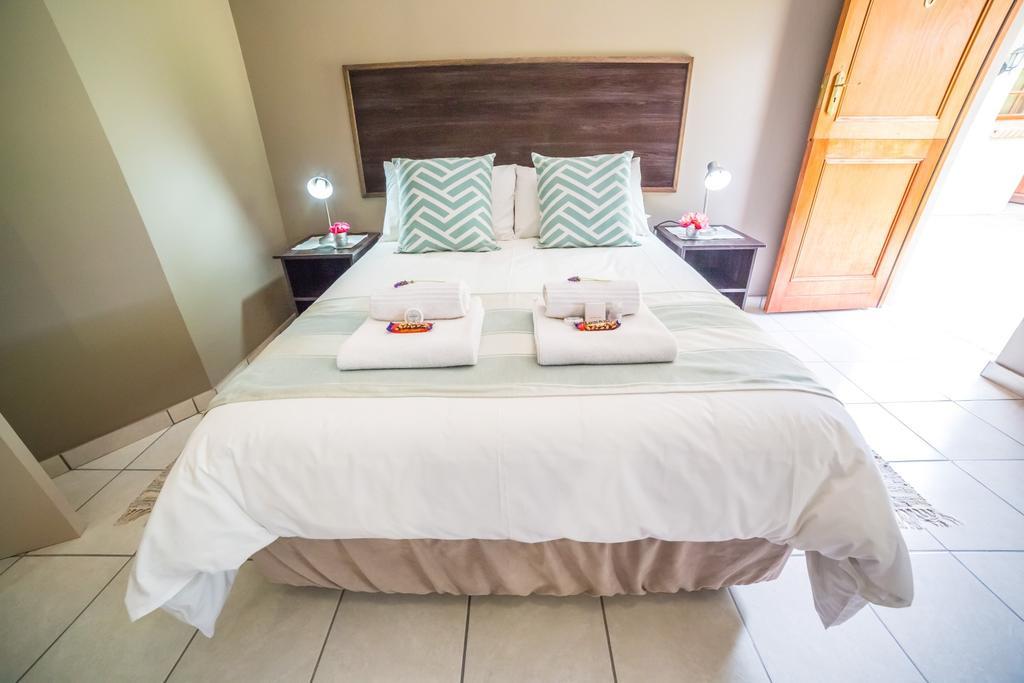 Beryl1 Guest House Клерксдорп Экстерьер фото